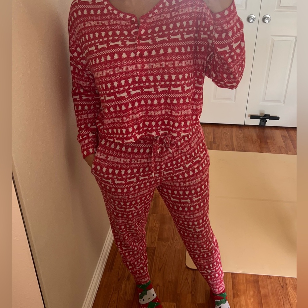 VS Xmas PJ SET - Picture 14 of 15